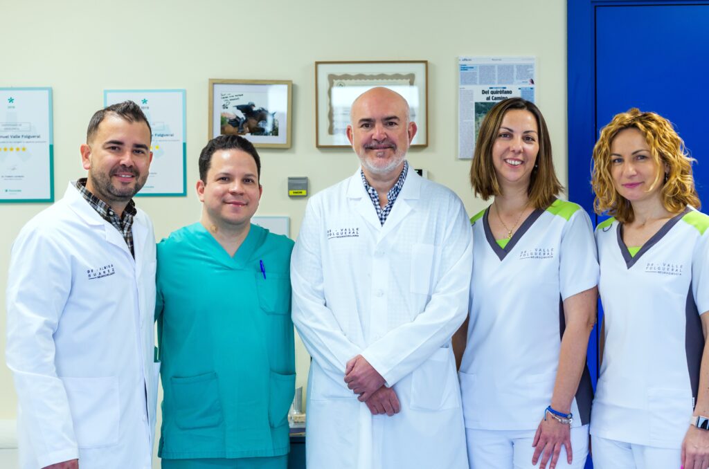 DOCTOR VALLE FOLGUERAL neurocirujano en leon