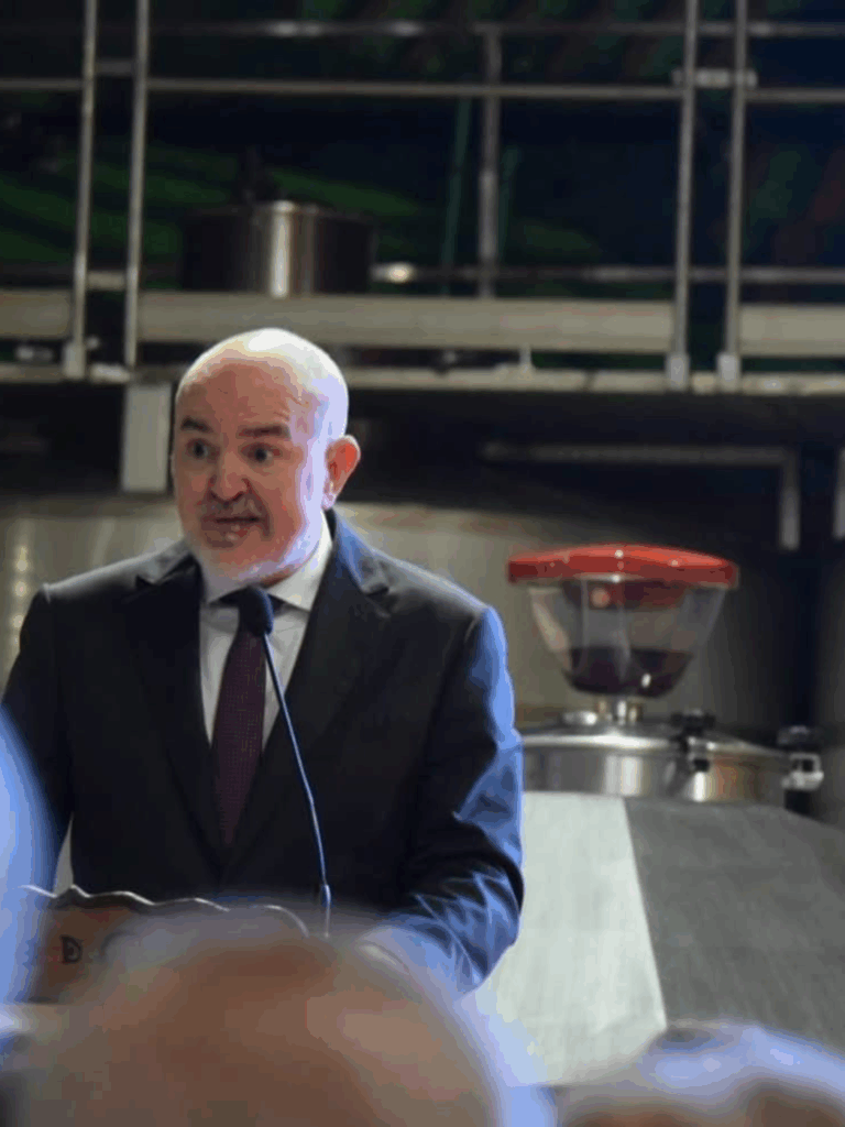 Doctor Valle Folgueral recibe la Castaña de Oro 2025