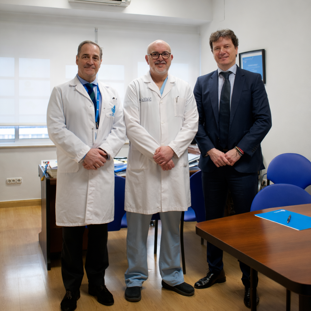 El Dr. Valle Folgueral renueva su colaboración con San Juan de Dios de León